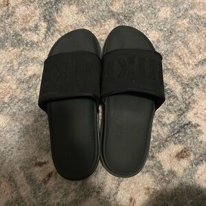 Women’s NIKE Slides Size 10